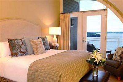 фото отеля Touchstone On Lake Muskoka Resort Bracebridge