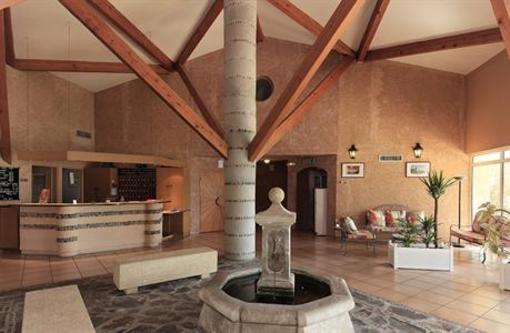 фото отеля Hotel du Village Catalan Banyuls-dels-Aspres