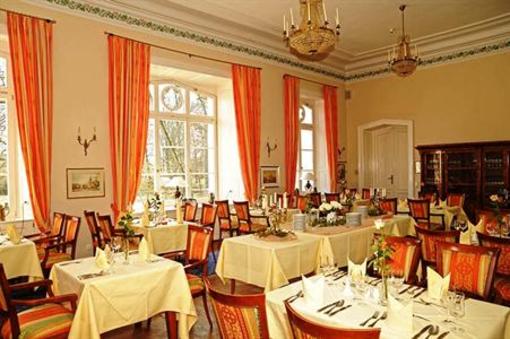 фото отеля Parkhotel Schloss Schlemmin