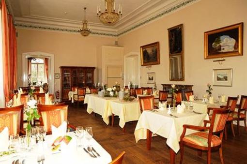 фото отеля Parkhotel Schloss Schlemmin