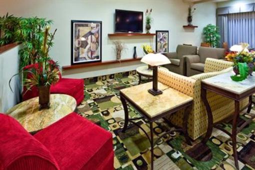 фото отеля Holiday Inn Express Hotel & Suites Monterrey Aeropuerto