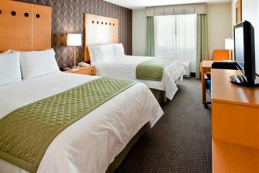 фото отеля Holiday Inn Express Hotel & Suites Monterrey Aeropuerto