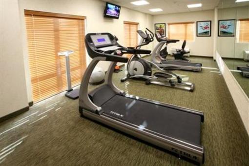 фото отеля Holiday Inn Express Hotel & Suites Monterrey Aeropuerto