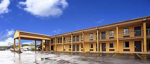 фото отеля Americas Best Value Inn Montezuma