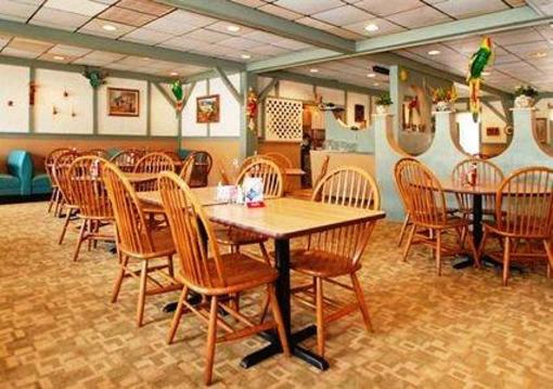 фото отеля Quality Inn Huntingburg