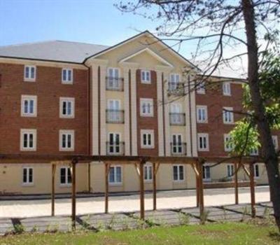 фото отеля Bliss Apartments Brunel Crescent Swindon