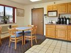 фото отеля Super 8 Aberdeen