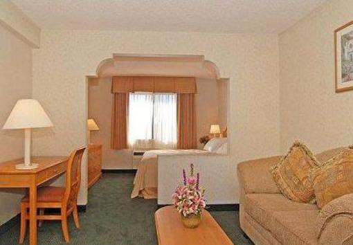 фото отеля Quality Inn Artesia