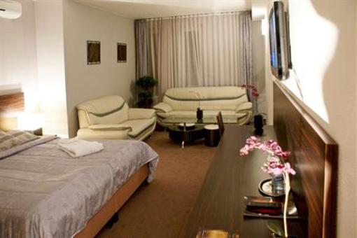 фото отеля Hotel Evis