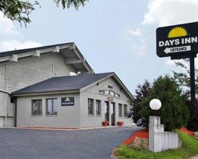 фото отеля Days Inn West Allis