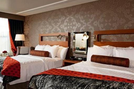 фото отеля Six South St Hotel