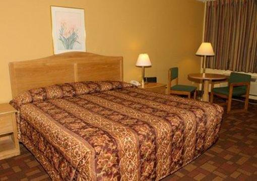 фото отеля Econo Lodge Biltmore