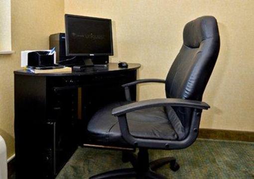 фото отеля Helena Comfort Inn