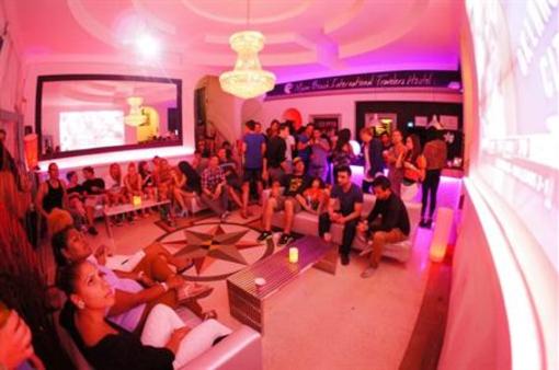 фото отеля Miami Beach International Traveler's Hostel