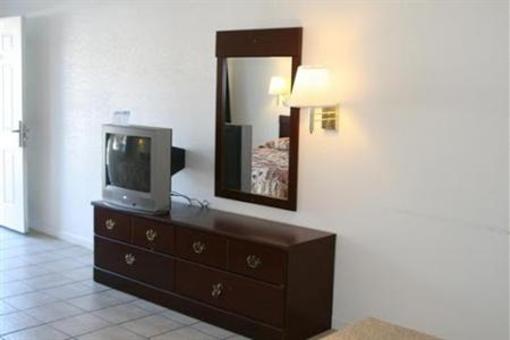 фото отеля Sportsman Manor Motel