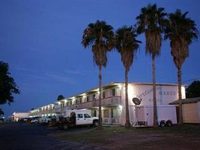 Sportsman Manor Motel