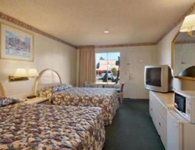 фото отеля Howard Johnson - Escondido