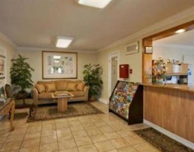 фото отеля Howard Johnson - Escondido