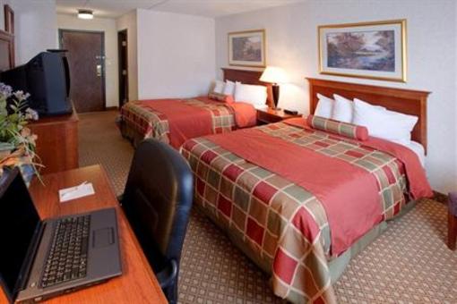 фото отеля Best Western Laurel Park Suites