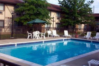 фото отеля Best Western Laurel Park Suites