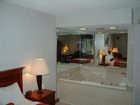 фото отеля Best Western Laurel Park Suites