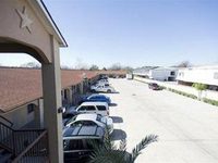 Eagle Inn & Suites