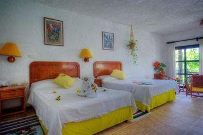 фото отеля Los Lirios Cabanas Hotel Tulum