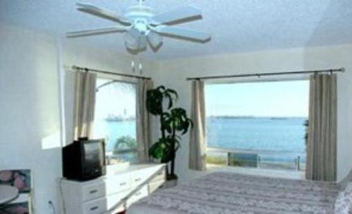 фото отеля Beach Plaza Hotel Long Beach