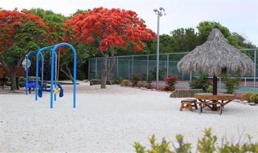 фото отеля Ocean Pointe Suites at Key Largo