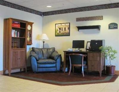 фото отеля Dollinger's Inn & Suites