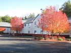 фото отеля Dollinger's Inn & Suites