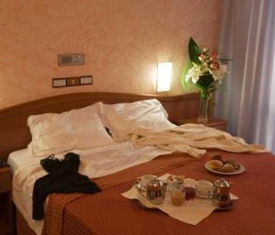 фото отеля Hotel Due Mari Rimini