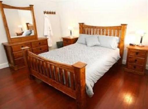 фото отеля Emaroo Cherry Townhouse Mildura