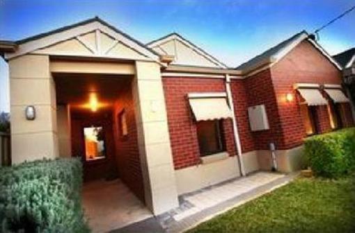 фото отеля Emaroo Cherry Townhouse Mildura