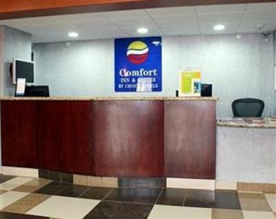 фото отеля Comfort Inn and Suites Melvindale