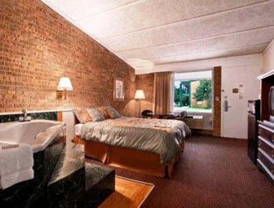 фото отеля Howard Johnson Inn Daleville Salem