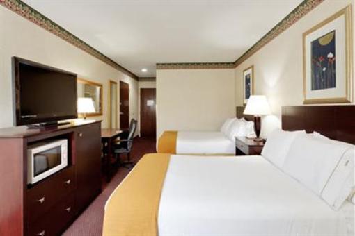 фото отеля Holiday Inn Express Vernon