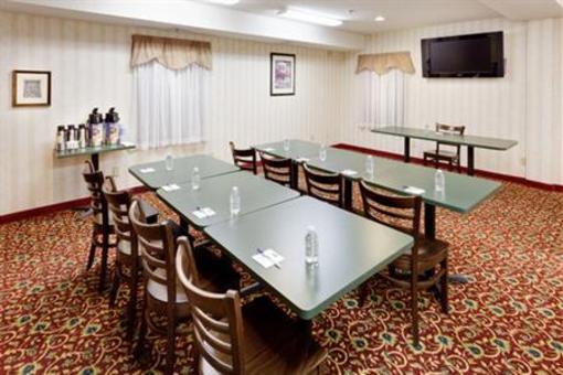 фото отеля Holiday Inn Express Vernon