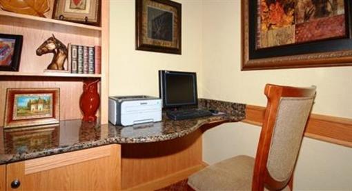 фото отеля AmericInn Lodge & Suites Newton