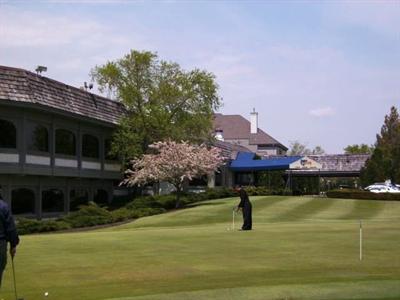 фото отеля Midlane Country Club Hawthorn Suites Wadsworth