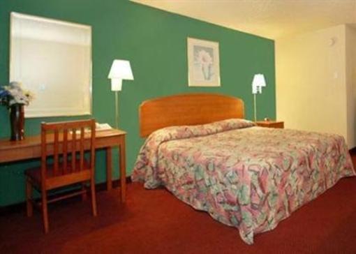 фото отеля Rodeway Inn near Ft. Sam Houston