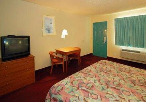 фото отеля Rodeway Inn near Ft. Sam Houston