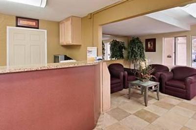 фото отеля Travelodge Hotel San Diego