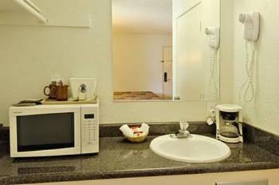 фото отеля Travelodge Hotel San Diego