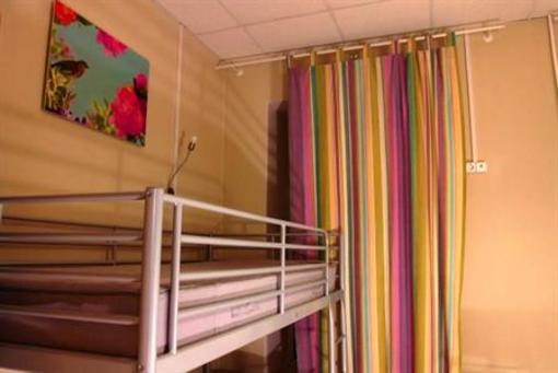 фото отеля Missis Hudson Hostel