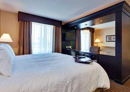 фото отеля Hampton Inn and Suites Fresno