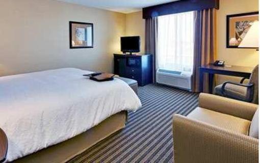 фото отеля Hampton Inn and Suites Fresno