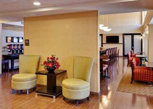 фото отеля Hampton Inn and Suites Fresno