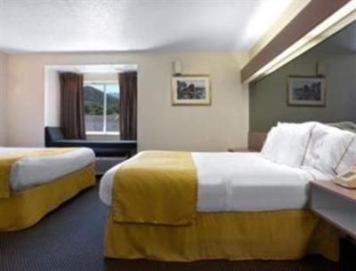 фото отеля Microtel Inn Gatlinburg