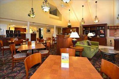фото отеля MainStay Suites Pensacola FL